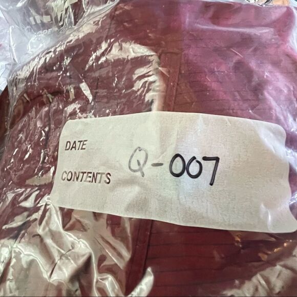 FOX Racing Burgundy Red with Black Pin Striped Shorts in Size 40W x 11IS - Picture 9 of 9